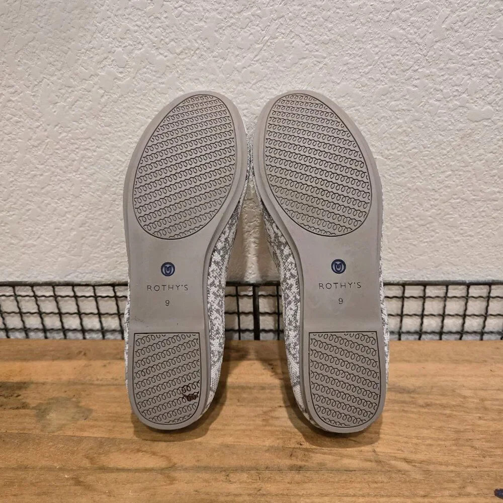 Rothy's The Loafer Ivory Grey Snake Flats Sz 9